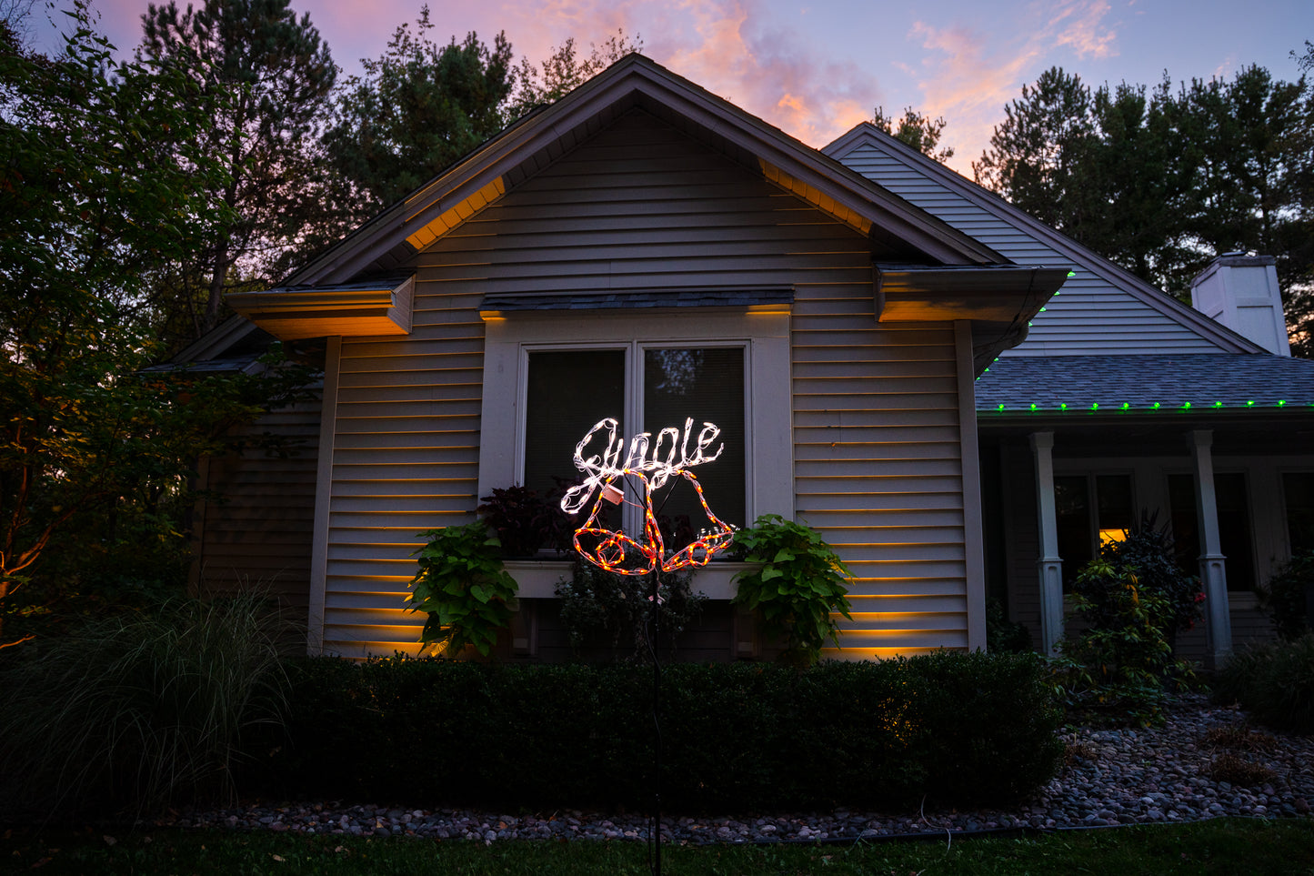 Jingle Bells Holiday Sign – 2 Colors